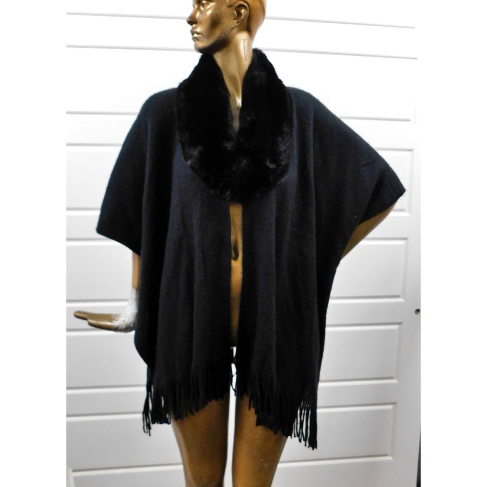Vince Camuto Faux Fur Trim Black Knit Shawl Shrug Cape Vest Jacket sz OS‎